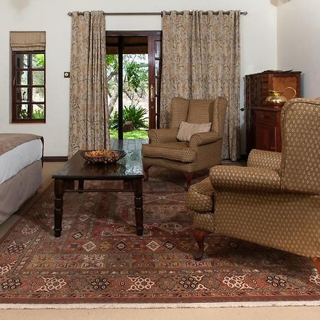 Ursula's Homestead Victoria Falls Exterior foto