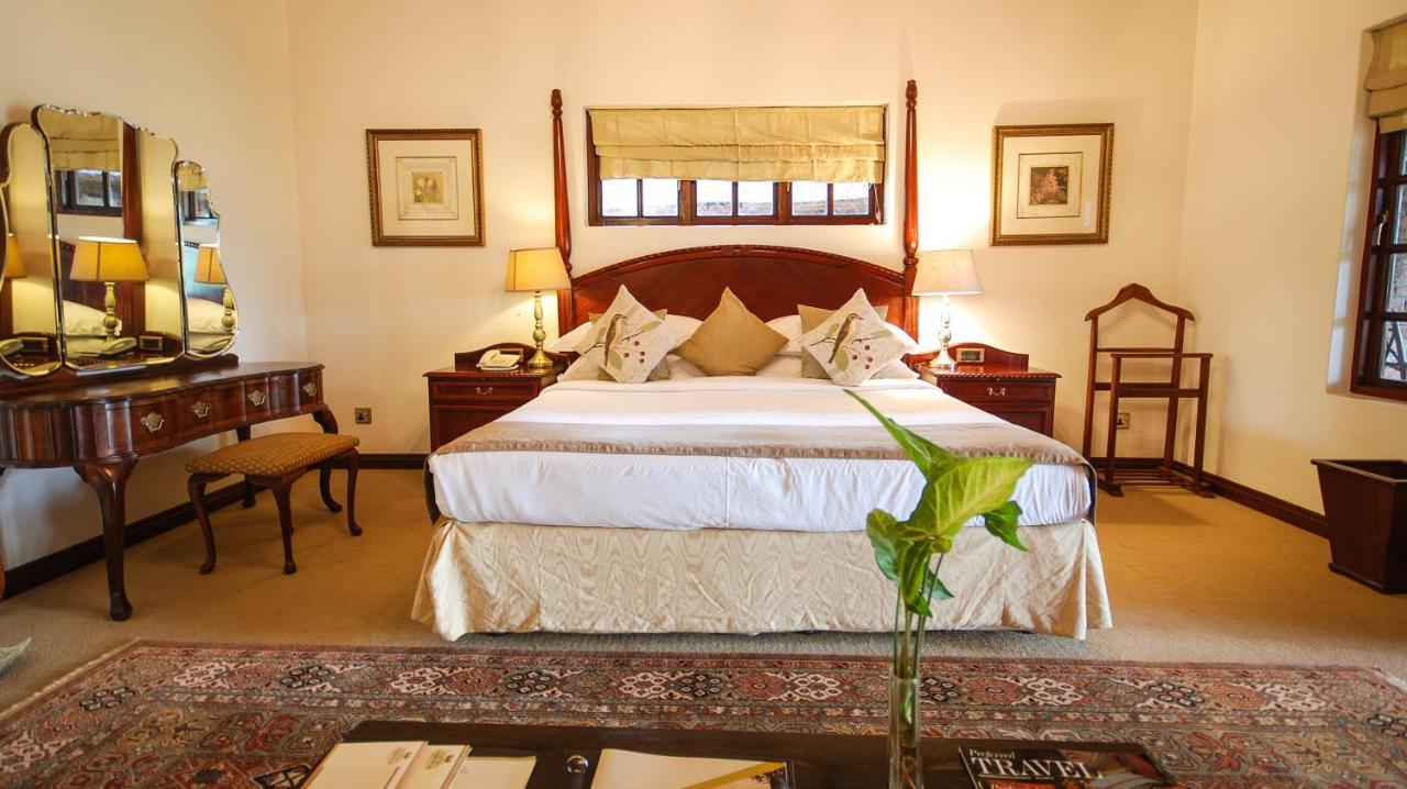 Ursula's Homestead Victoria Falls Exterior foto