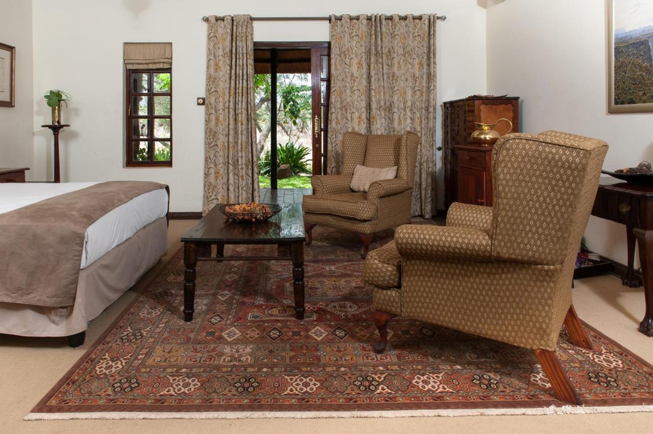 Ursula's Homestead Victoria Falls Exterior foto